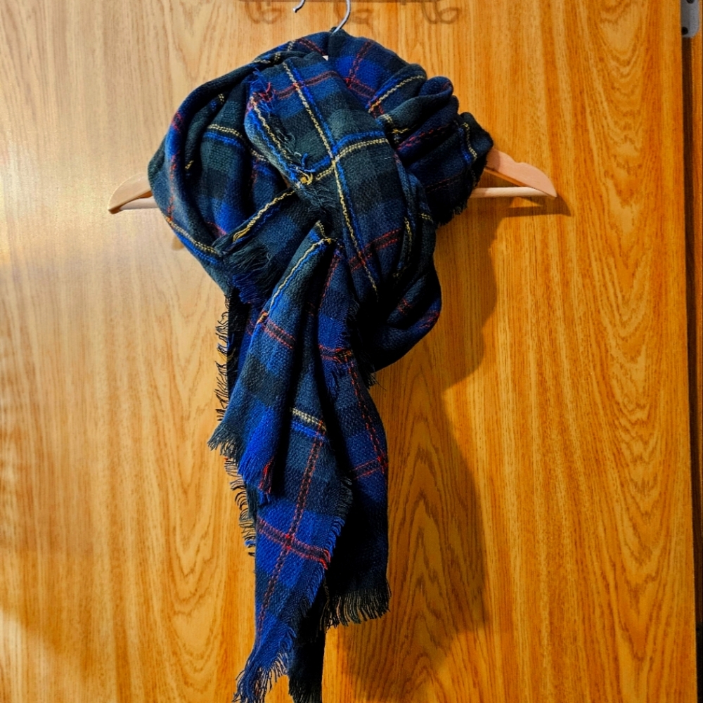 Scottish Tartan Plaid Knit Scarf